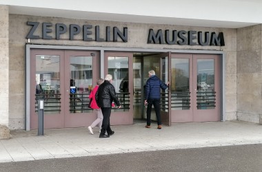 Zeppelin-10