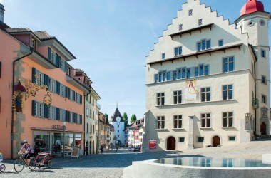 Rathaus-und-Untertor-Bild-Tourismus-Sursee-